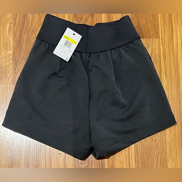 Nike Women's Team TechPack Woven Short High Waist Size Small Grey Black - Picture 4 of 9